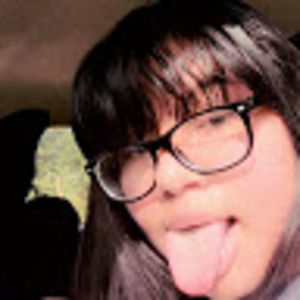 Meet your Posher, Mia hernandez